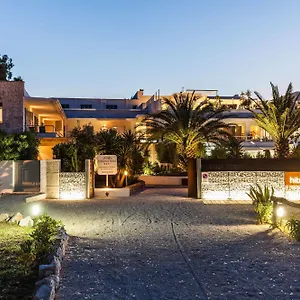 Apartahotel Hibiscus, La Caletta